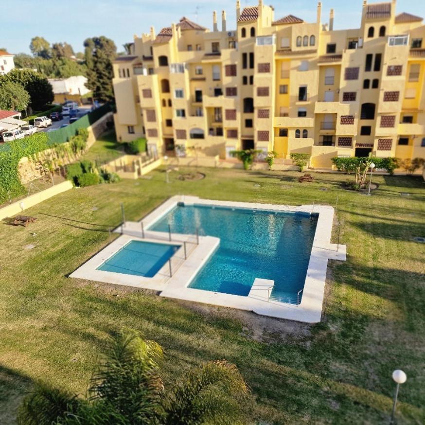 Piso Muy Comodo En Estepona, Zona Selwo Apartment Estepona